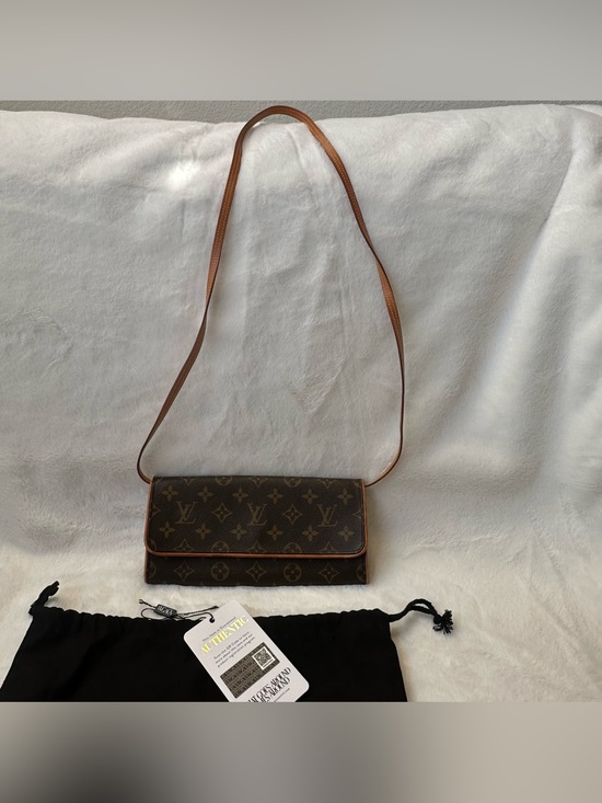 Louis Vuitton Handbags - Authentic Louis Vuitton Brown Monogram Bag